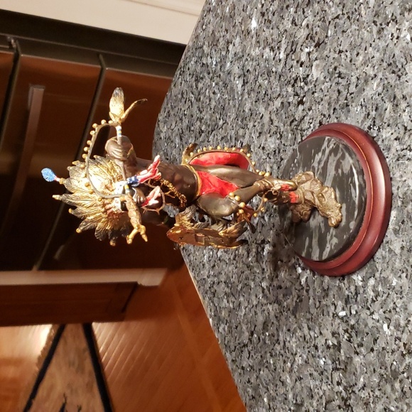 Indian  SPIRIT OF THE THUNDERBIRD NATIVE AMERICAN ART STATUE - Picture 3 of 14